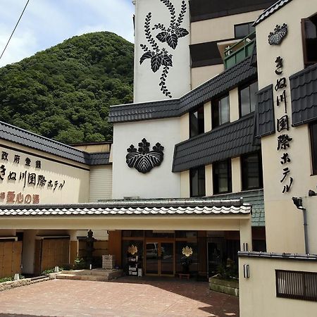 Kinugawa Kokusai Hotel Nikko Bagian luar foto