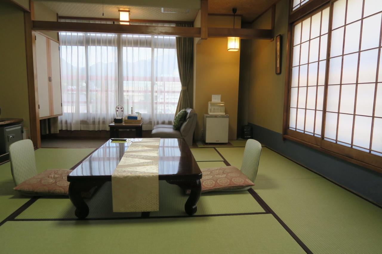 Kinugawa Kokusai Hotel Nikko Bagian luar foto