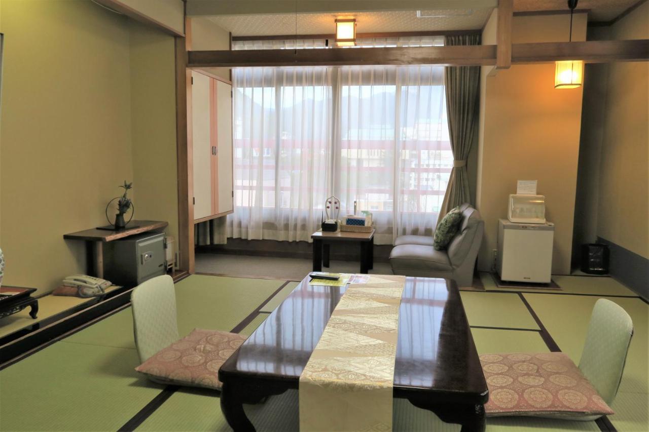 Kinugawa Kokusai Hotel Nikko Bagian luar foto