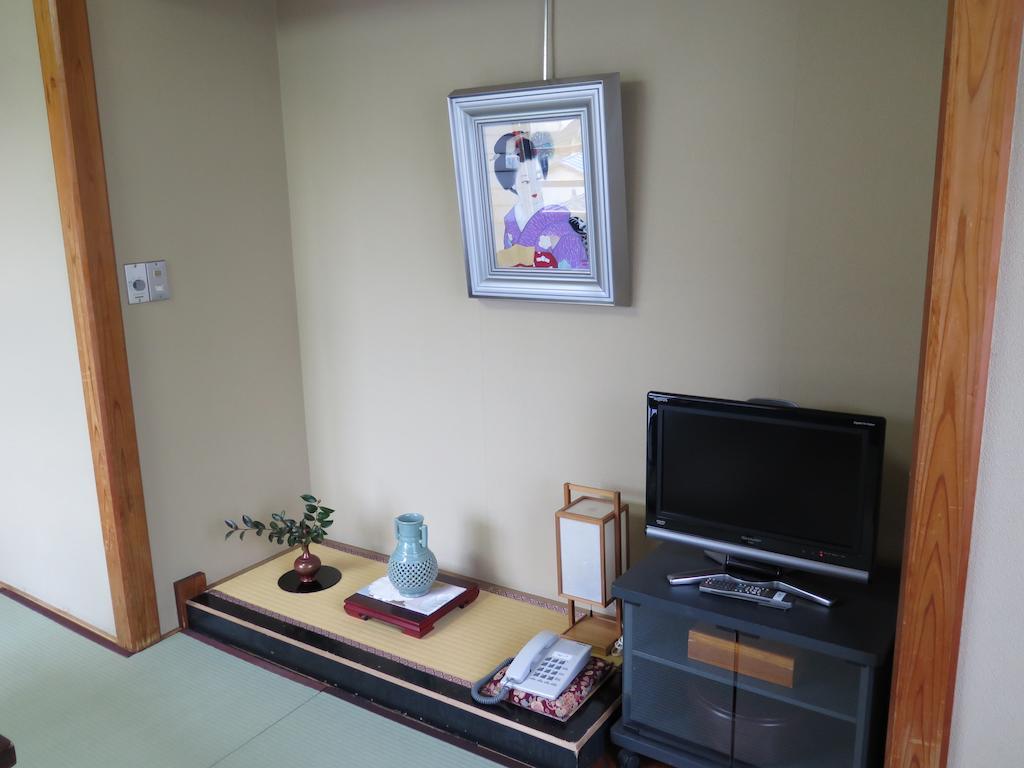 Kinugawa Kokusai Hotel Nikko Ruang foto