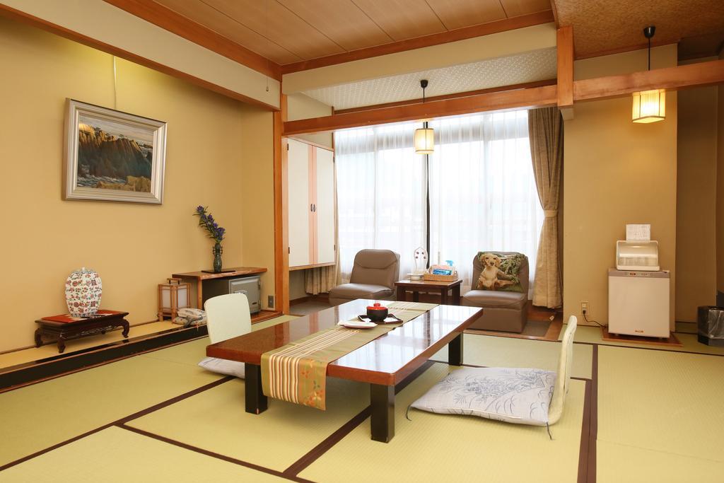 Kinugawa Kokusai Hotel Nikko Bagian luar foto